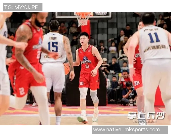 勇敢面对挑战HIV篮球明星用生命诠释运动精神与希望